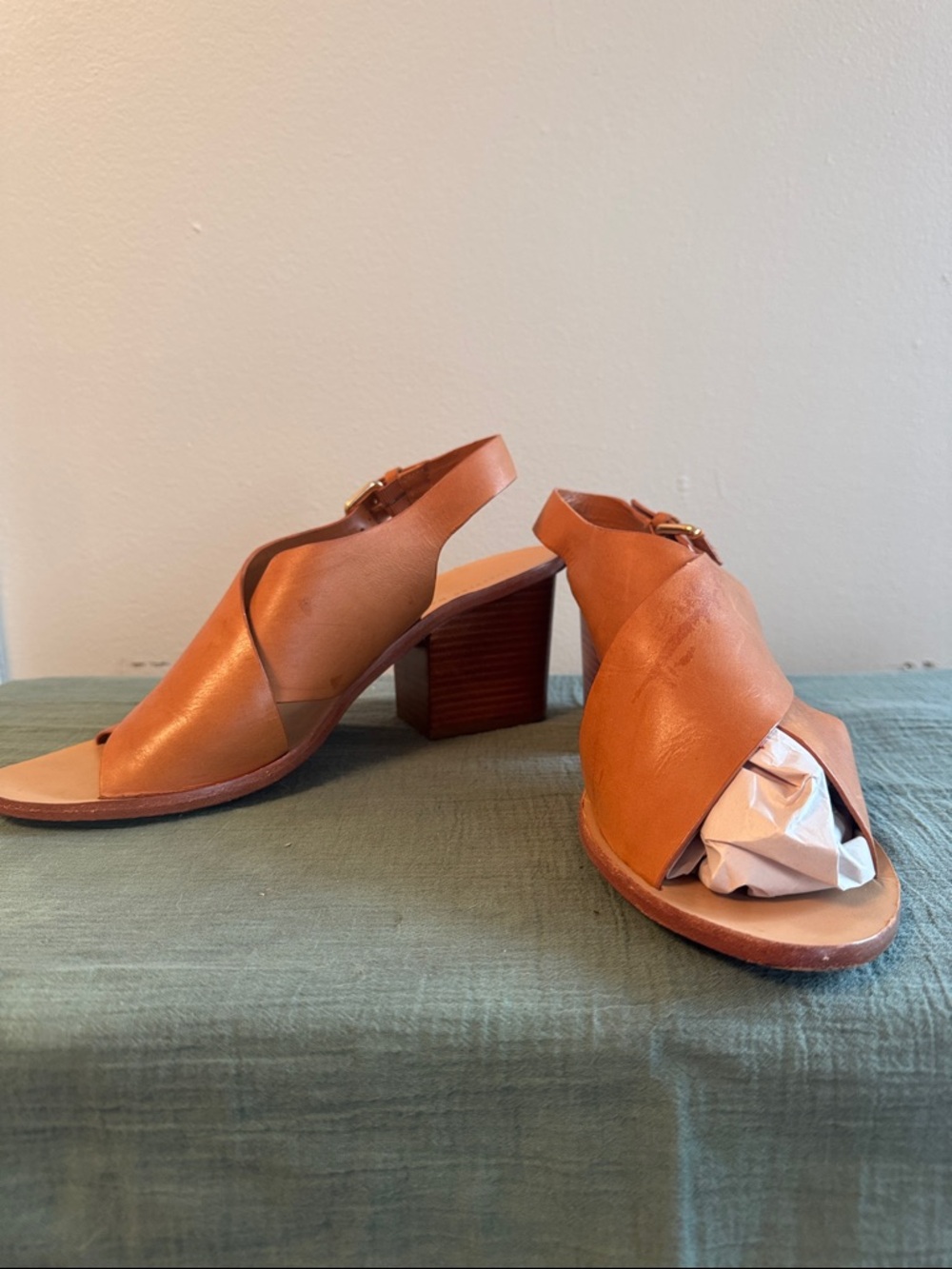 Gorgeous pair of Loeffler Randall 2 3/4” criss cross heels, size 9 1/2”